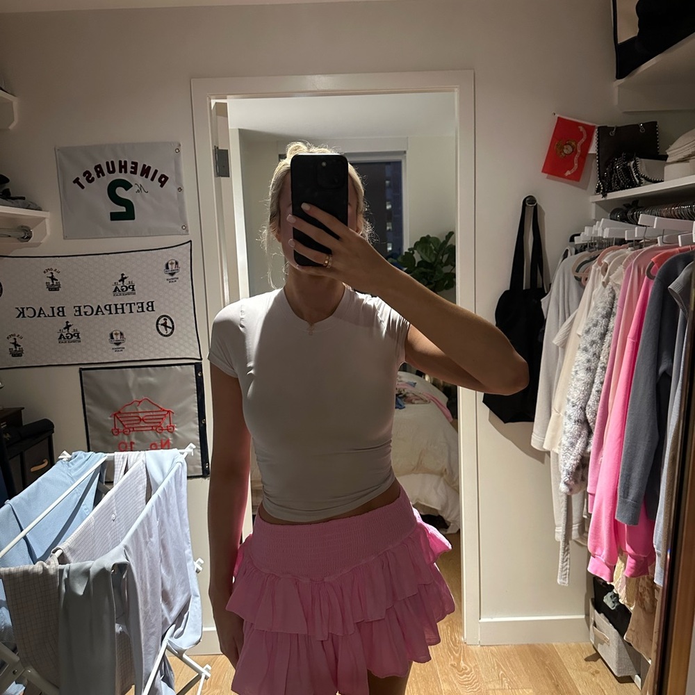 Aritzia Seamless light pink top